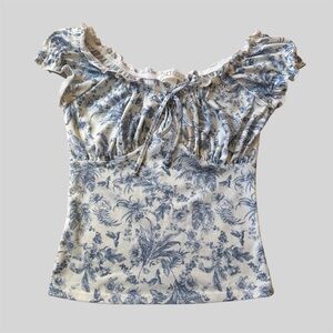 Junior’s Tie-Front Floral Print Blouse Top